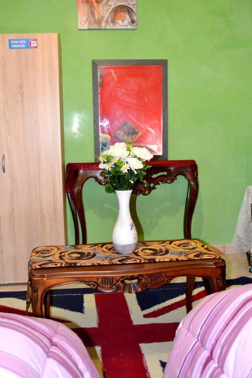 B&B Milon Местре Екстериор снимка