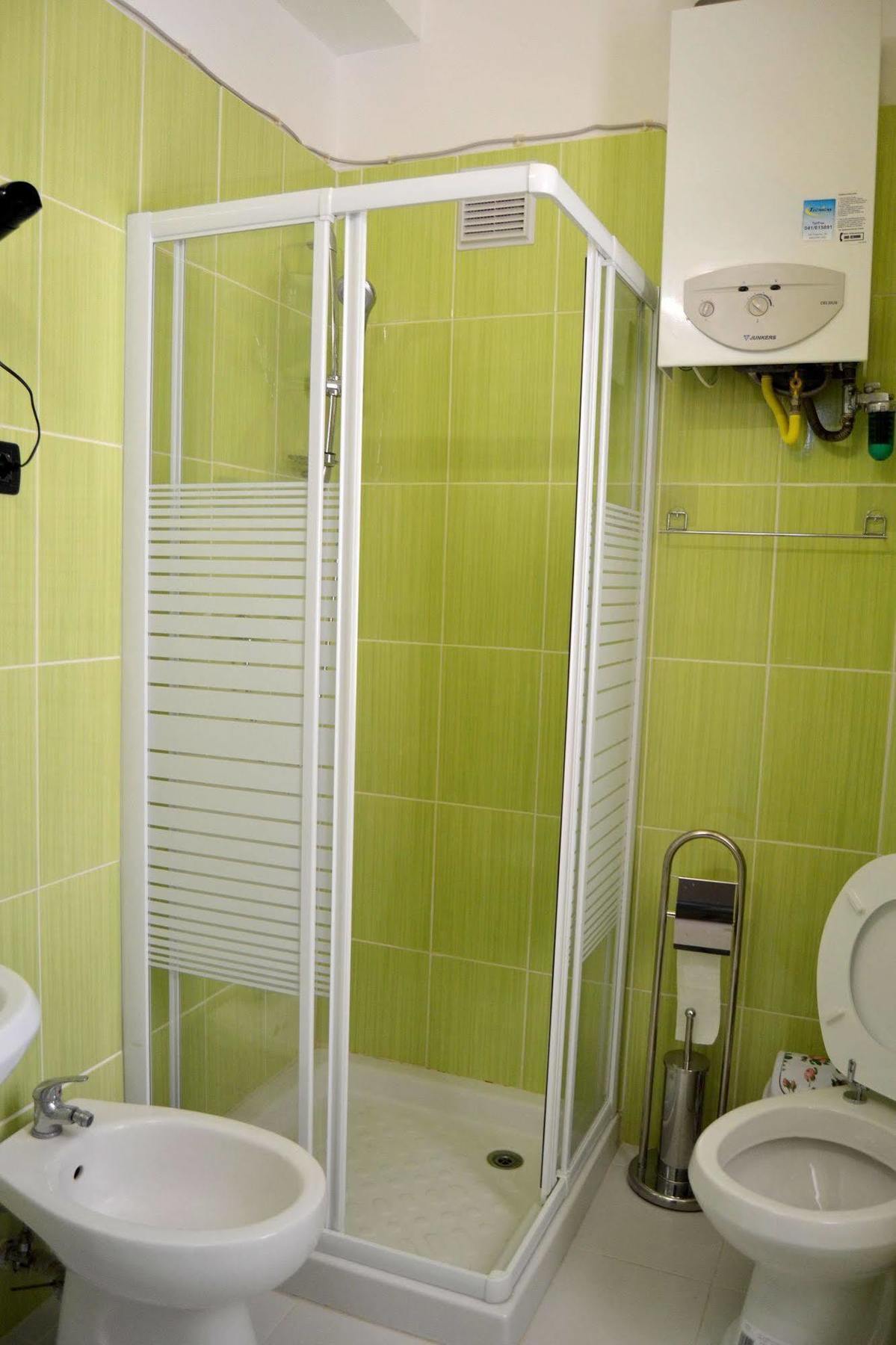 B&B Milon Местре Екстериор снимка