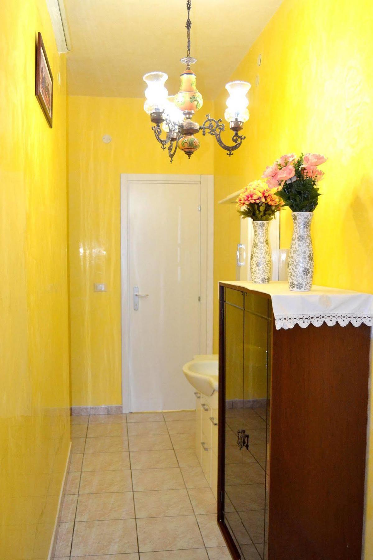 B&B Milon Местре Екстериор снимка
